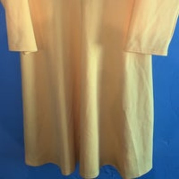 Yellow blazer dress for plus size women - Picture 6 of 6